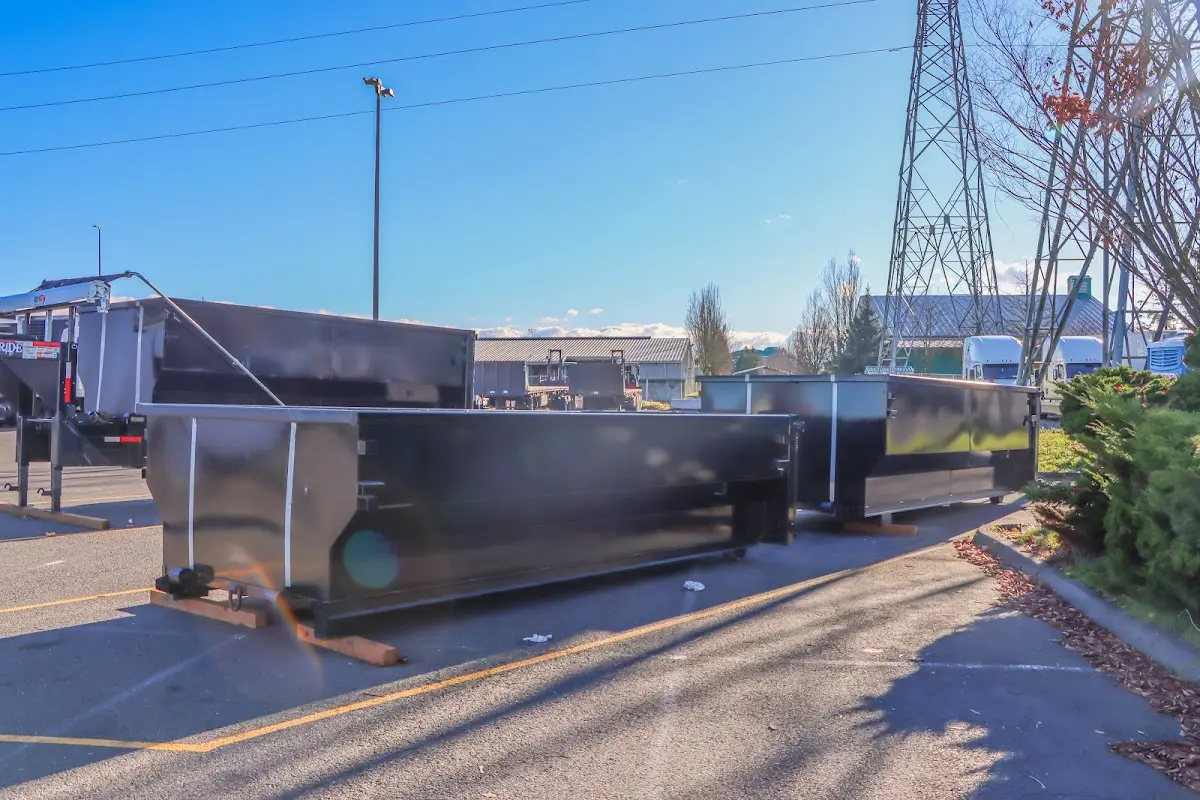 Professional dumpster rental and junk removal service in Benton